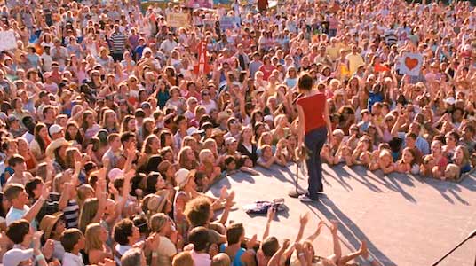 Hannah Montana the Movie still 2